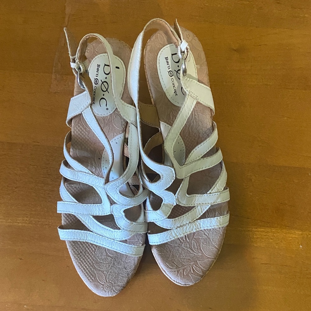 BOC Women's White Sandals